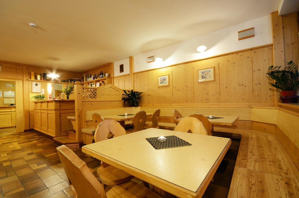 Albergo Sporting Peio Fonti Eksteriør billede