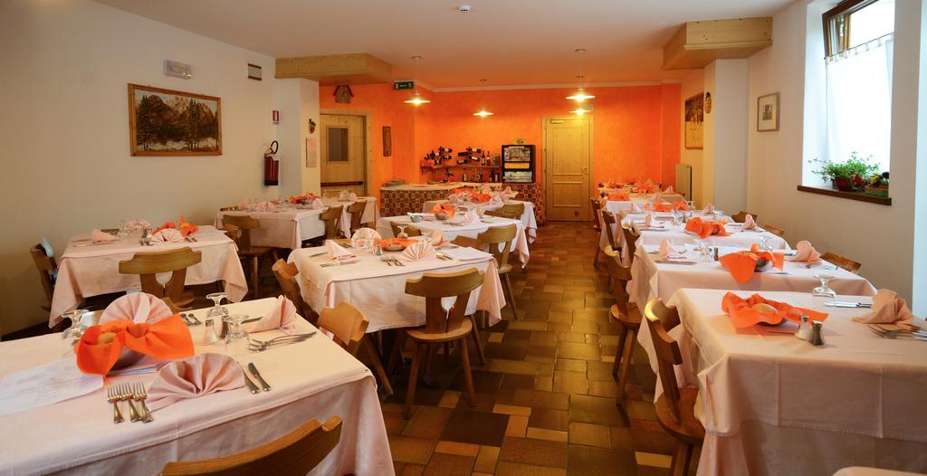 Albergo Sporting Peio Fonti Eksteriør billede