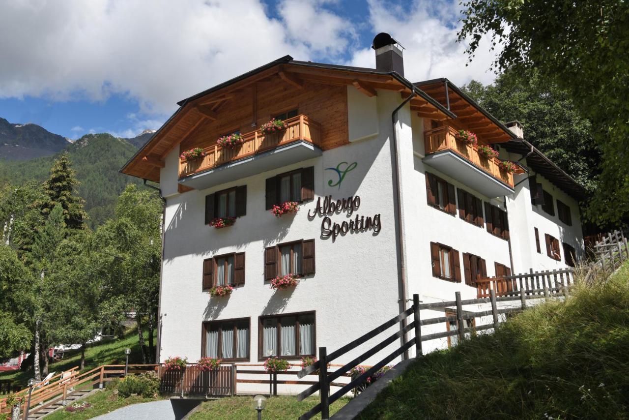 Albergo Sporting Peio Fonti Eksteriør billede